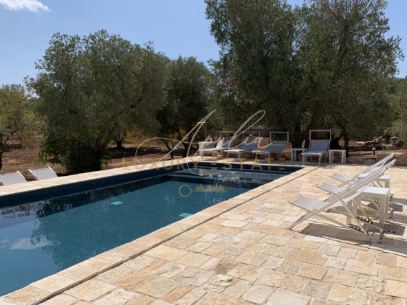 23Valle d'Itria villa con trullo