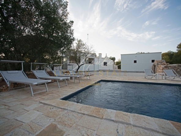 29Valle d'Itria villa con trullo