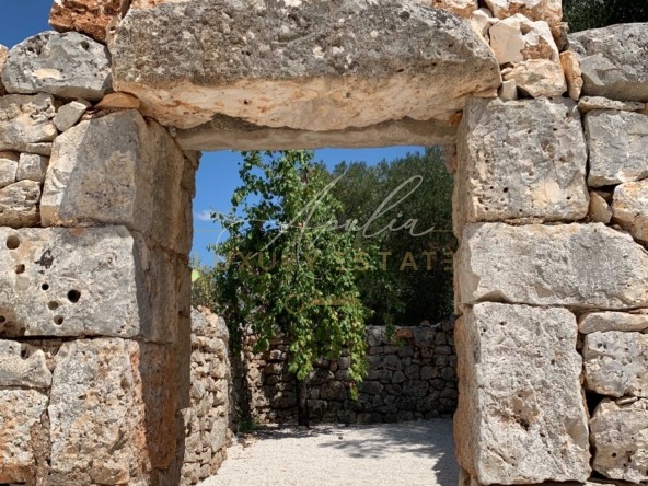 7Valle d'Itria villa con trullo